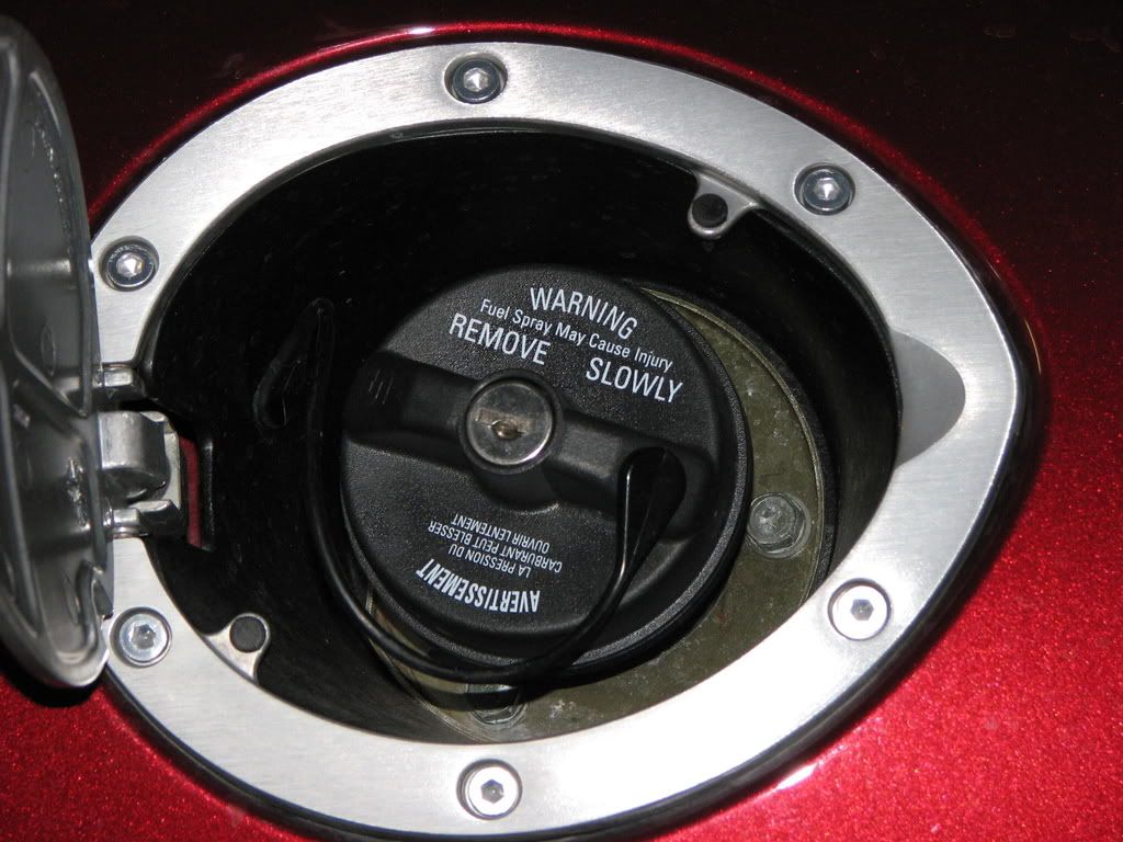 Locking gas cap? Mitsubishi Eclipse 4G Forums