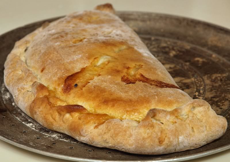 Calzone-1.jpg