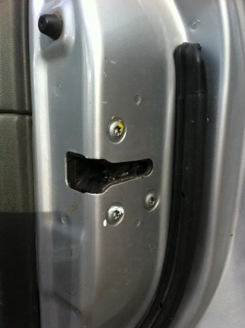 Nissan navara driver door not locking #9