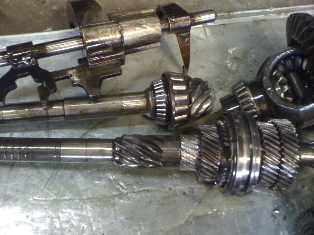 What type of gear oil to use (to make transmission quieter)?