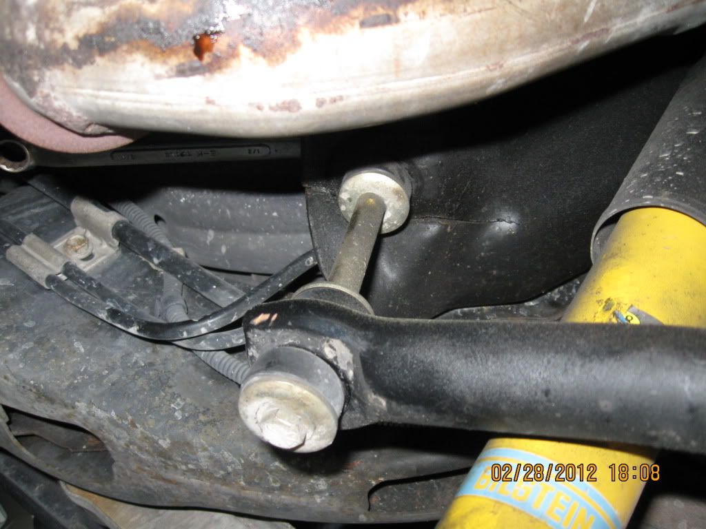 Rear Sway Bar EndLink Mount Crack Steering, Suspension and Brakes