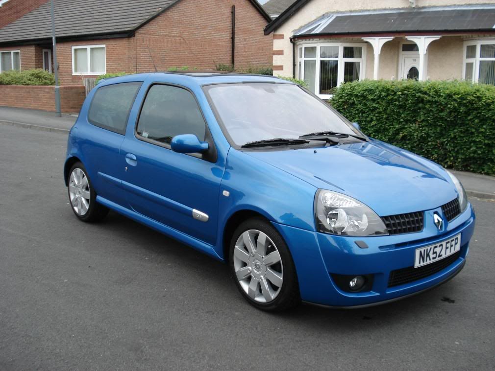 Clio02-06-079.jpg