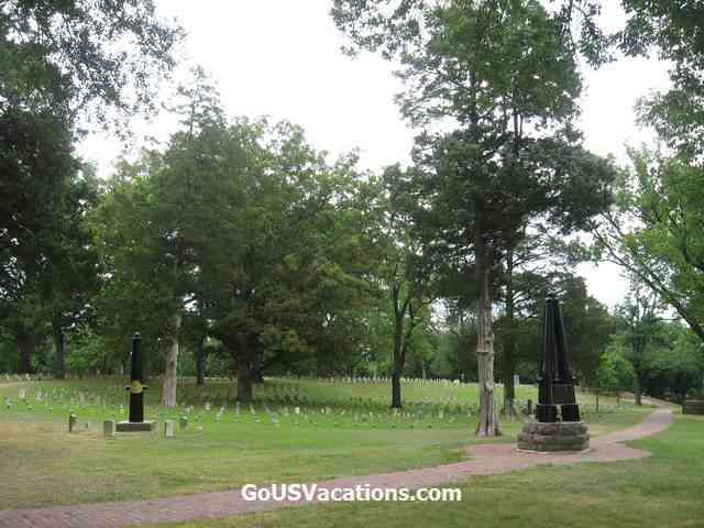 Civil War Shiloh Battlefield National Cemetary - Tennessee