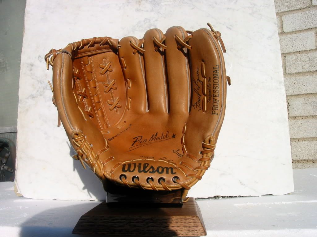 Vintage wilson baseball sales gloves