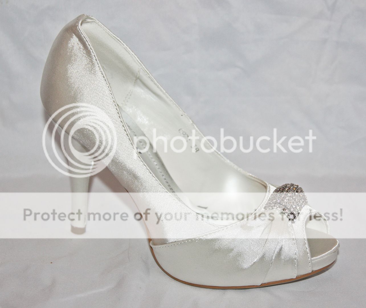 BRAUTSCHUHE PEEP TOE CREME WEISS BZW. IVORY C 971