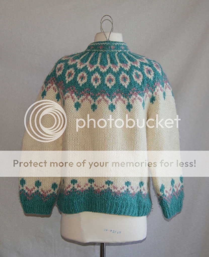 womens 100% wool knit Iceland Icelandic norwegian sweater small white 