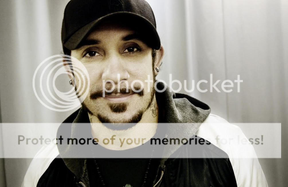 http://i249.photobucket.com/albums/gg240/Helly_K/Backstreet%20Boys/1-2.jpg