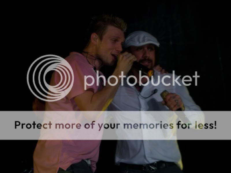 http://i249.photobucket.com/albums/gg240/Helly_K/Backstreet%20Boys/30.jpg