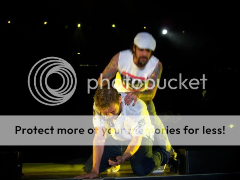 http://i249.photobucket.com/albums/gg240/Helly_K/Backstreet%20Boys/33.jpg