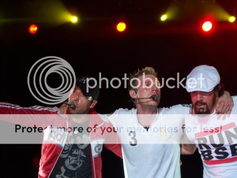 http://i249.photobucket.com/albums/gg240/Helly_K/Backstreet%20Boys/39.jpg