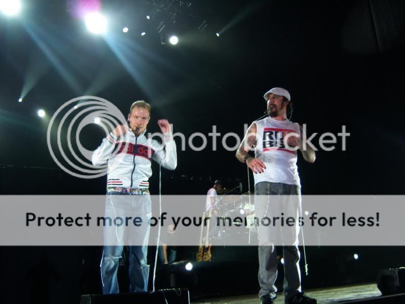 http://i249.photobucket.com/albums/gg240/Helly_K/Backstreet%20Boys/40.jpg