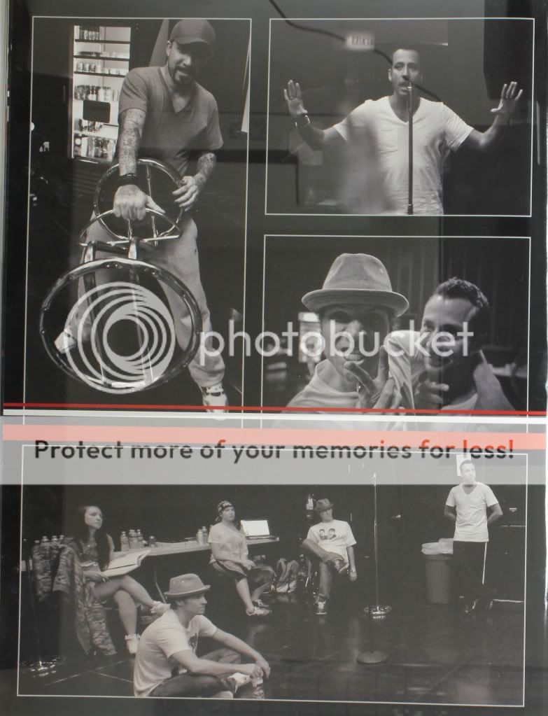 http://i249.photobucket.com/albums/gg240/Helly_K/Backstreet%20Boys/NKOTBSB%20Tourbook/IMG20120120193733.jpg