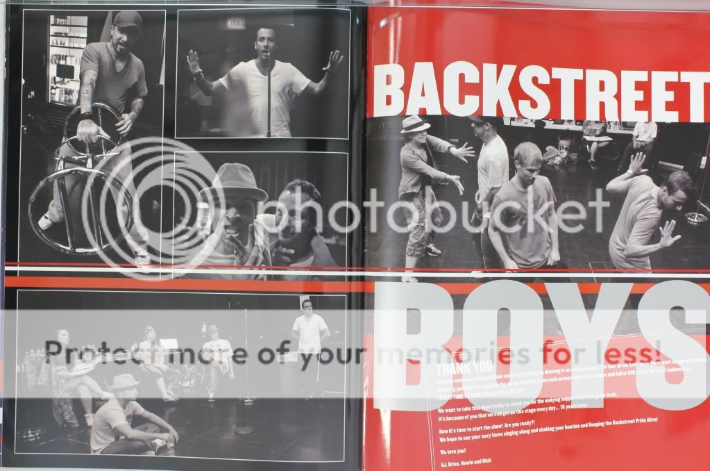 http://i249.photobucket.com/albums/gg240/Helly_K/Backstreet%20Boys/NKOTBSB%20Tourbook/IMG20120120195117.jpg