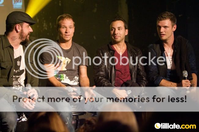 http://i249.photobucket.com/albums/gg240/Helly_K/Backstreet%20Boys/NNJLiveSessions10.jpg