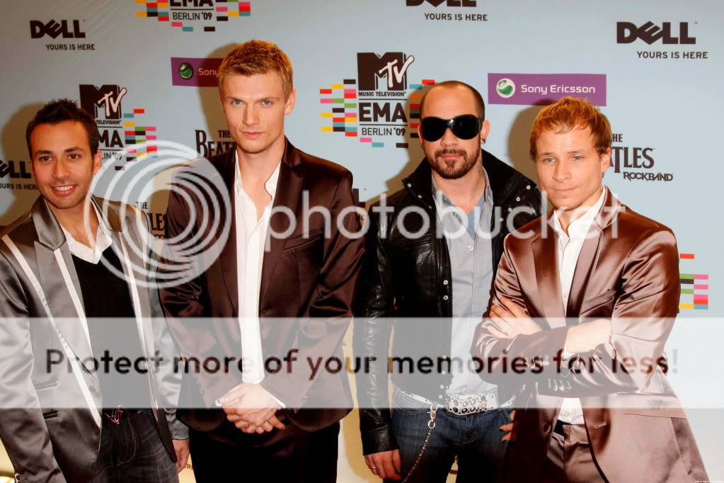 http://i249.photobucket.com/albums/gg240/Helly_K/Backstreet%20Boys/PHRG828044.jpg