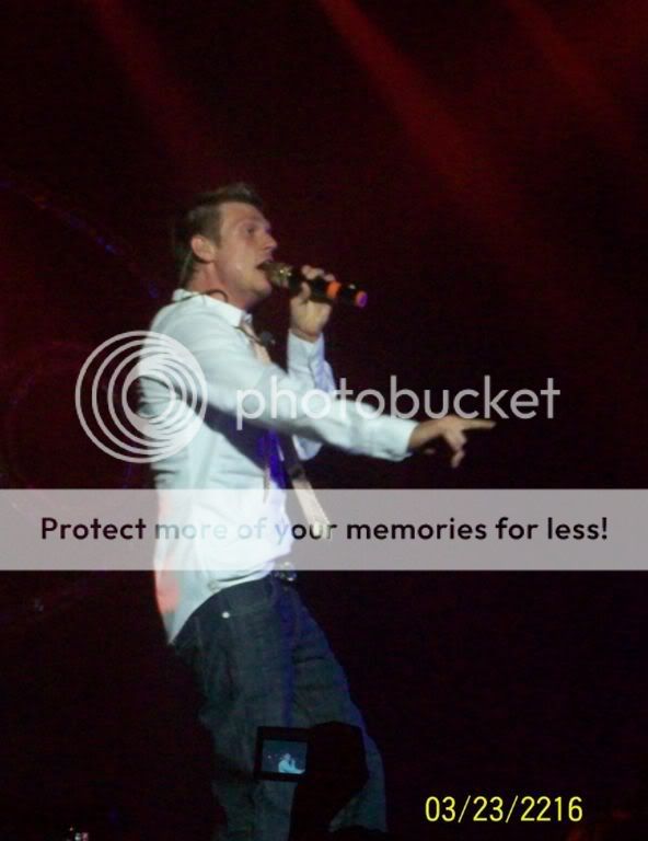 http://i249.photobucket.com/albums/gg240/Helly_K/Backstreet%20Boys/ReadingPA_17.jpg