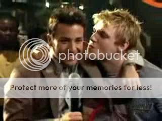 http://i249.photobucket.com/albums/gg240/Helly_K/Backstreet%20Boys/Sweet%20Couple/460fea38.jpg