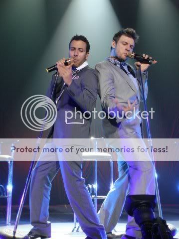 http://i249.photobucket.com/albums/gg240/Helly_K/Backstreet%20Boys/Sweet%20Couple/4a1b5512.jpg