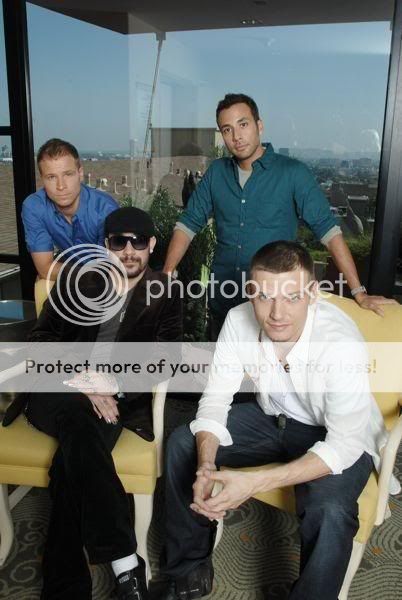 http://i249.photobucket.com/albums/gg240/Helly_K/Backstreet%20Boys/image.jpg