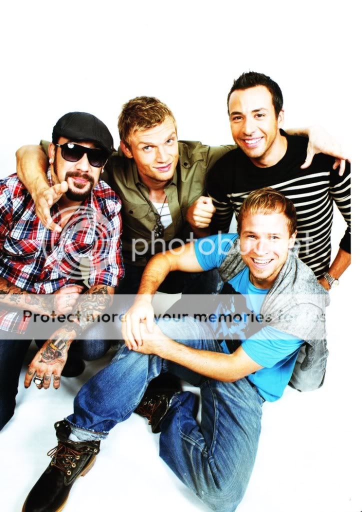 http://i249.photobucket.com/albums/gg240/Helly_K/Backstreet%20Boys/inrocknov1.jpg