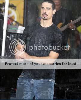 http://i249.photobucket.com/albums/gg240/Lika666/BSB_Kevin-todayshow-jun05.jpg